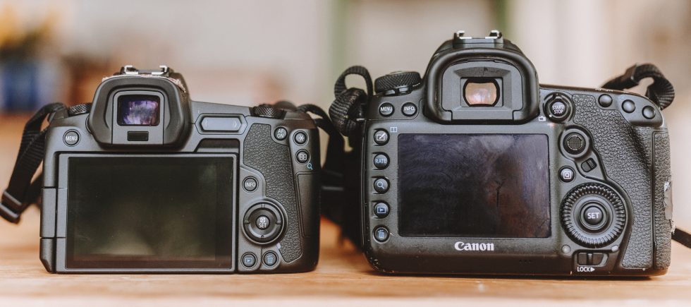 is the canon 5d mark iv mirrorless